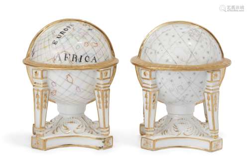 A pair of 18th Century Berlin porcelain globe shape inkwell and pounce pots, circa 1780-90, 8cm