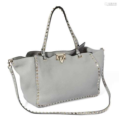 A Valentino Garavani Rockstud tote bag, the rectangular form body designed with characteristic