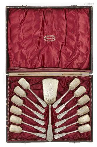 A cased set of German 750 silver cake eaters, Bremen-Hemelingen, Wilkens & Söhne, comprising a