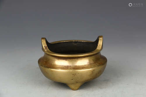 CHINESE BRONZE TRIPOD CENSER