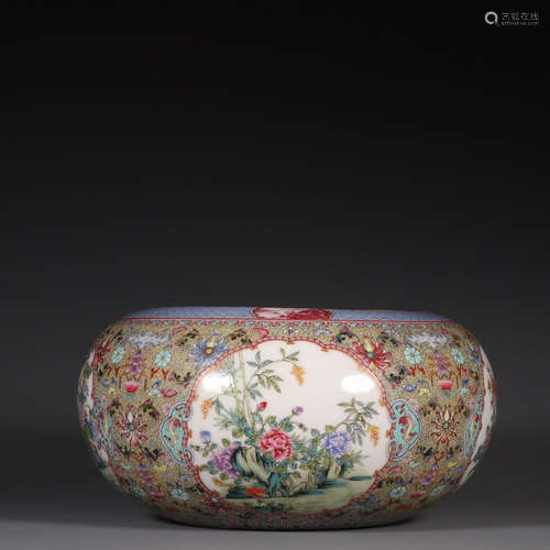 CHINESE FAMILLE ROSE PORCELAIN BRUSH WASHER, MARKE