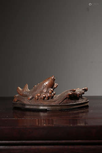 CHINESE BAMBOO CARVED CARP BRUSH REST