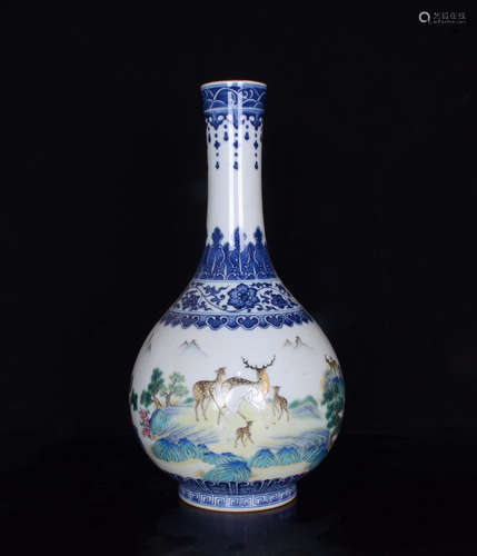 CHINESE BLUE WHITE PORCELAIN VASE