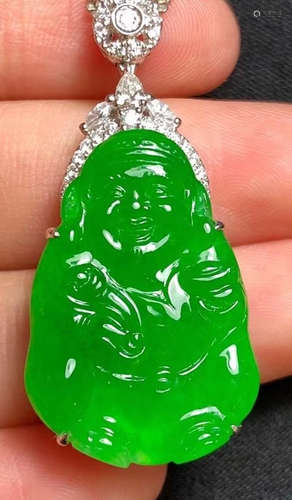 JADEITE PENDANT CARVED WITH BUDDHA