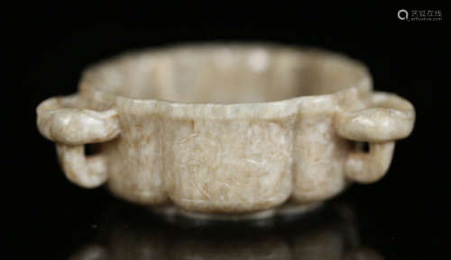 HETIAN JADE BRUSH WASHER CARVED WITH LOTUS