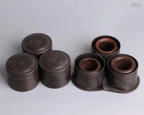 A SET OF THREE AGARWOOD BANZHI RING IN PEWTER BOX