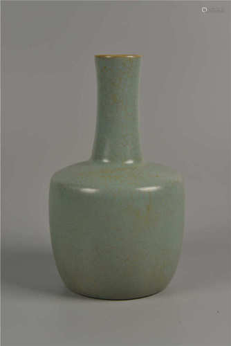 Vase porcelaine à glaçure céladon 青瓷瓶