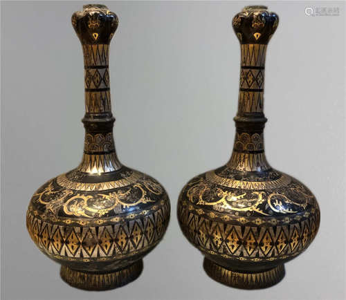 Vase bronze doré 铜错金银蒜头瓶