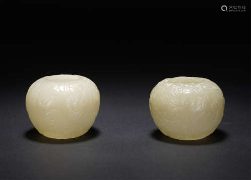 A PAIR OF CHINESE WHITE JADE FULL CARVING BRUSH WASHERS