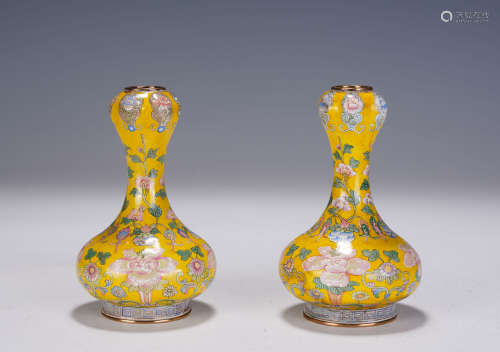 A PAIR OF CHINESE PAINTED ENAMEL BRONZE VASES