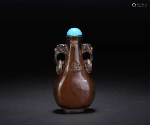 A CHINESE AGATE QIAOSE SNUFF BOTTLE