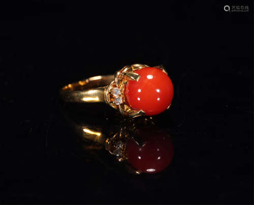 A CHINESE GOLD INLAID GEMSTONE RING