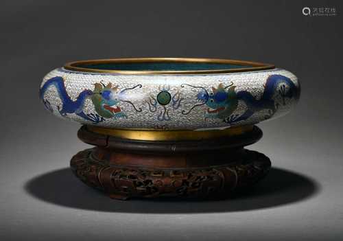 A Chinese cloisonné censer, Qing Dynasty