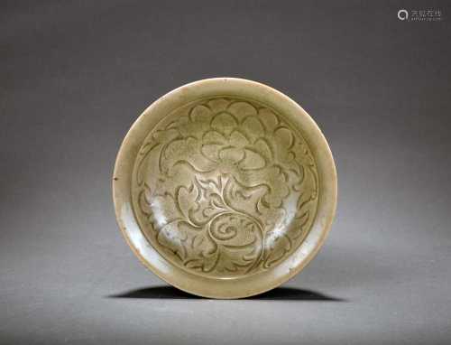 A Chinese Longquan celadon bowl, Ming Dynasty