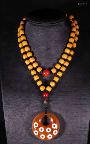 SHERPA WITH DZI BEADS STRING NECKLACE