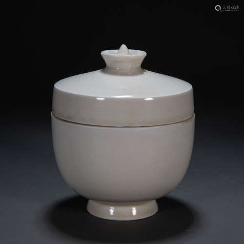CHINESE DING WARE COVERED JAR, NORTHERN SONG DYNASTY