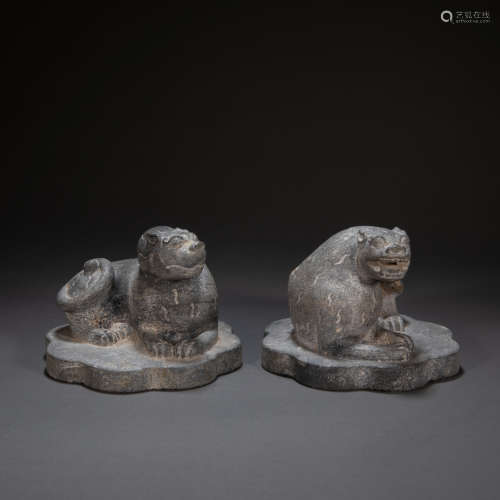 A PAIR OF CHINESE STONE BEASTS
