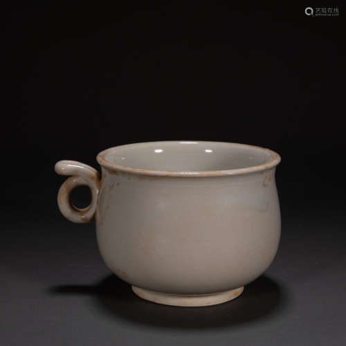 WHITE GLAZED CUP, FIVE DYNASTIES, CHINA