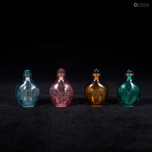 A SET OF COLORED GLASS SNUFF BOTTLES, QING DYNASTY, CHINA