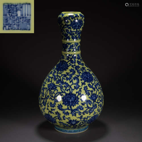 CHINESE QING DYNASTY COLORFUL GARLIC HEAD BOTTLE