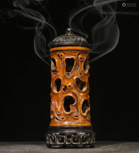 CHINESE QING DYNASTY WOODCARVING AROMA STOVE