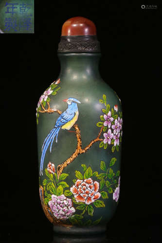 QIANLONG MARK GLASS BIRD PATTERN SNUFF BOTTLE