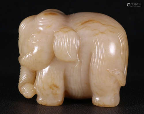 XINJIANG HETIAN JADE ELEPHANT SHAPE PENDANT