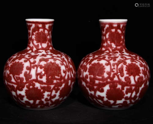 UNDERGLAZE RED FLORAL PATTERN TIANQIU VASE