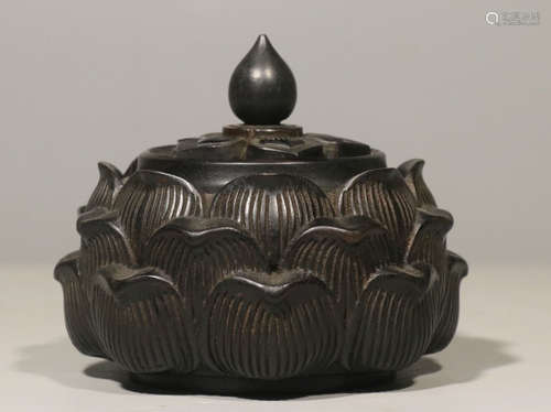 XIAOYE ZITAN LOTUS SHAPE CENSER