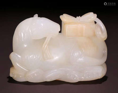 HETIAN JADE CARVED HORSE PENDANT