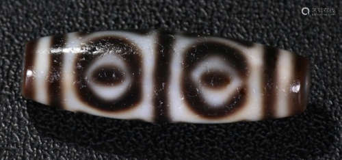 TIBETAN FOUR EYE PATTERN DZI