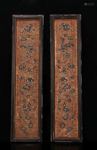 PAIR OF HONGMU WOOD EMBROIDERY SCREEN