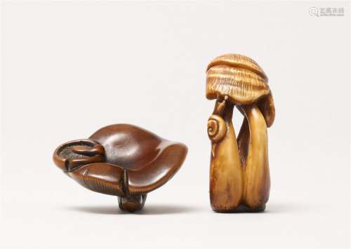 Two netsuke of mushrooms. Late 19th/early 20th century