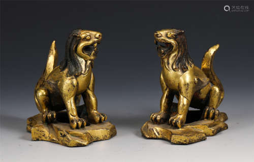 A PAIR OF CHINESE GILT BRONZE DECORATION