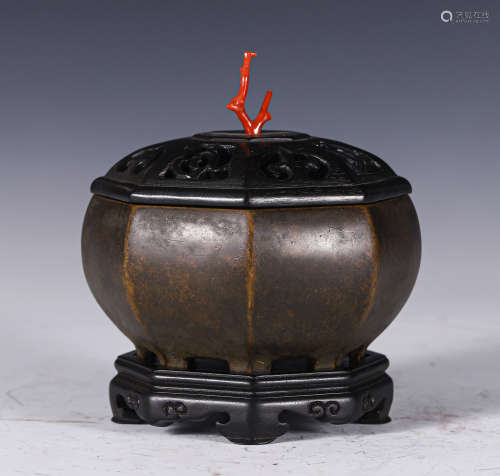A CHINESE BRONZE MELON SHAPED SHAPED INCENSE BURNER
