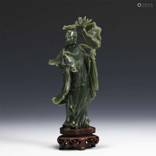 A CHINESE JADE FIGURE DECORATION
