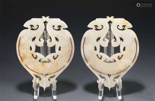 A PAIR OF CHINESE JADE PENDANTS