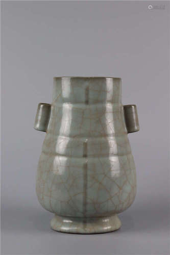 Ge Kiln Vase