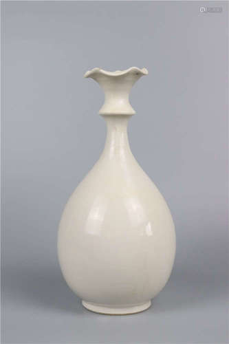 White Porcelain Bottle with Fancy Top