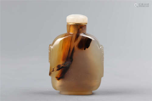 Carnelian Snuff Bottle