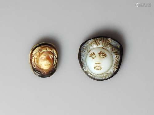 两个浮雕.美杜莎的头像.雕刻有改动.原样.希腊罗马。长：10～33mm。