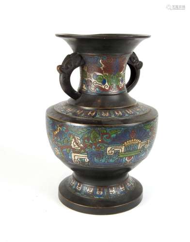 带把手的花瓶，青铜。中国，高：31厘米，大象造型。