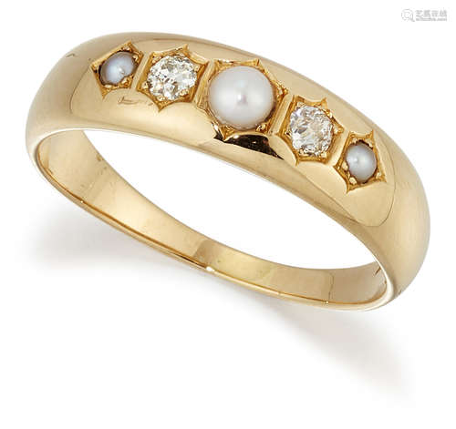 AN 18 CARAT GOLD SPLIT PEARL AND DIAMOND RING