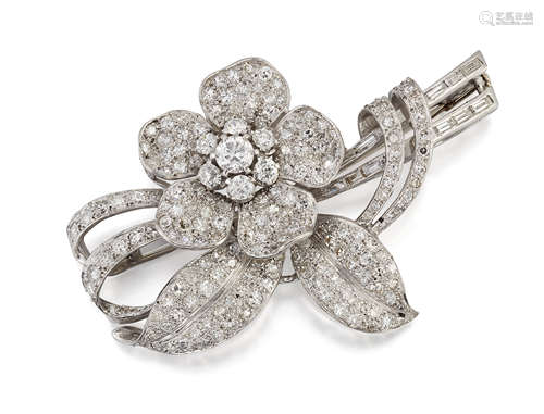 A DIAMOND FLORAL SPRAY BROOCH