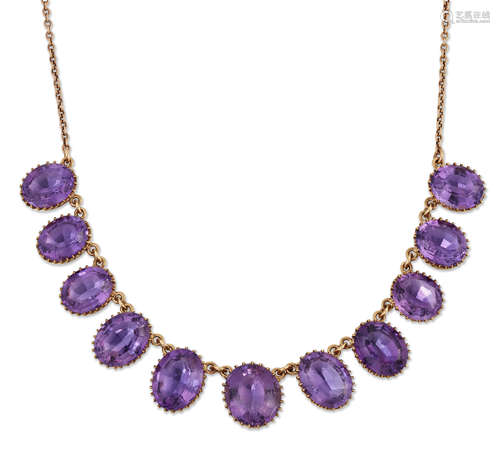 AN AMETHYST NECKLACE