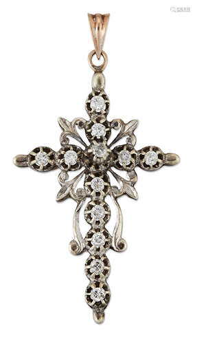 A DIAMOND CROSS PENDANT