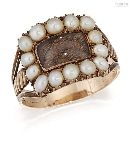 A GEORGIAN SPLIT PEARL AND HAIRWORK MOURNING RING