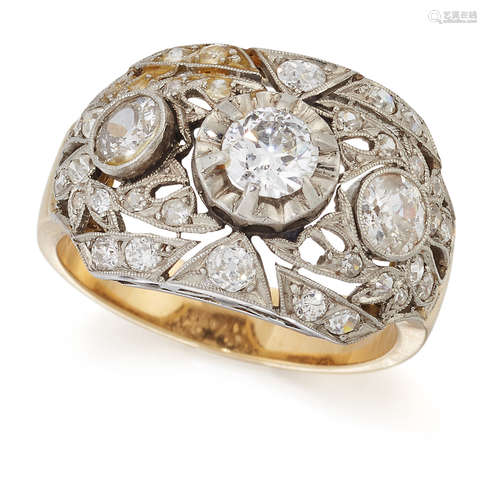 AN ART DECO DIAMOND DRESS RING