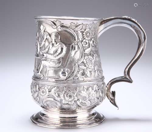 AN EARLY GEORGE III SILVER TANKARD