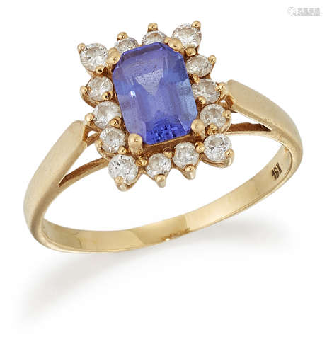 A TANZANITE AND DIAMOND CLUSTER RING